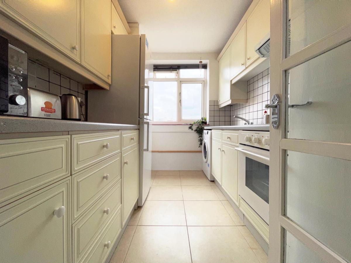 Sophie Place In Vauxhall - 3 Double Beds, 1 Sofa Bed, Spacious London Exterior photo