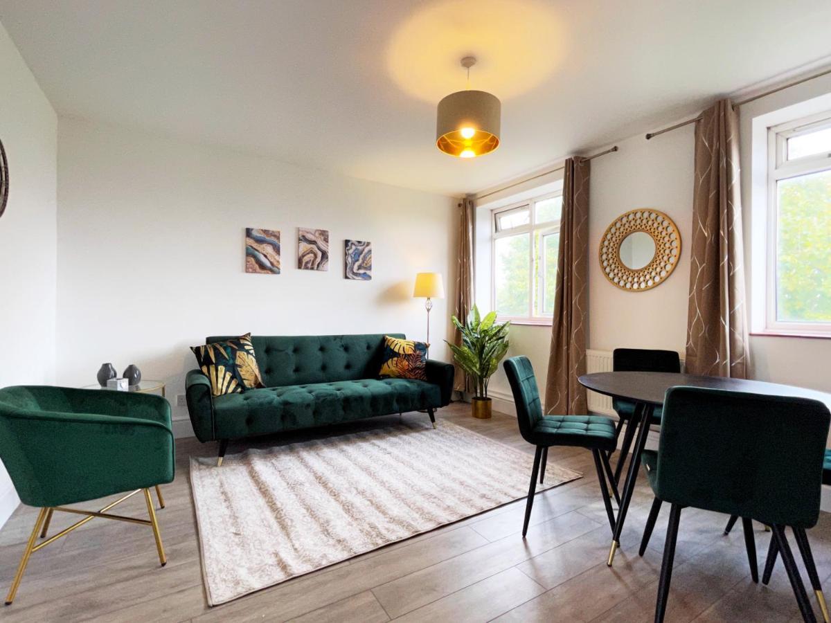 Sophie Place In Vauxhall - 3 Double Beds, 1 Sofa Bed, Spacious London Exterior photo