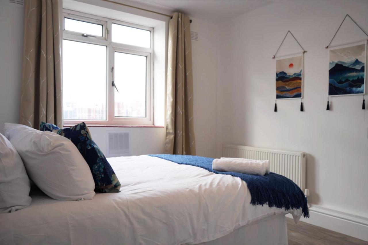 Sophie Place In Vauxhall - 3 Double Beds, 1 Sofa Bed, Spacious London Exterior photo